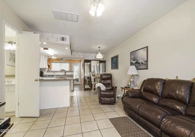 Photo 3 of Townhouse for sale at 124 W Leslie Ln, Panama City Beach, FL 32407 | MLS# 783253 | Listing updated on 2026-05-30