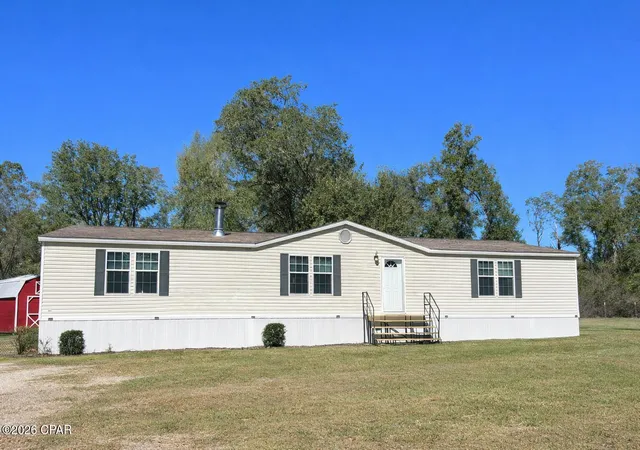 Homes for sale in Bascom, FL | 5894 Jasper Rd, Bascom, FL 32423 | MLS# 783916