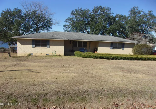 Homes for sale in Bonifay, FL | 2735 Marian Dr, Bonifay, FL 32425 | MLS# 784186