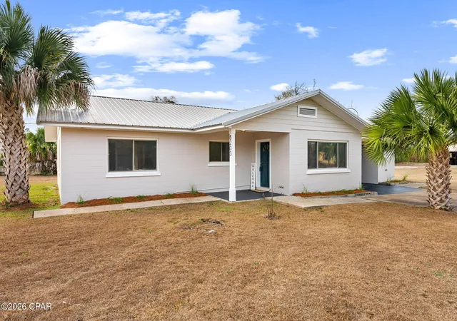 Photo 3 of Sale Pending at 5203 E 4th Street, Panama City, FL 32404 | MLS# 784479 | Listing updated on 2026-06-19