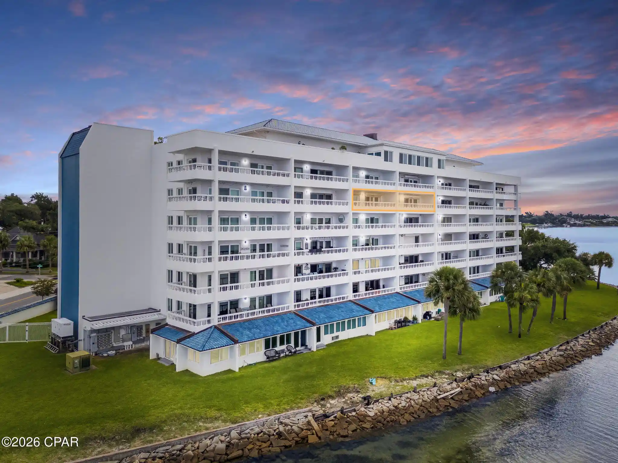 Listing Photo 1 - Condo for sale in 100 Cherry St located at 100 Cherry St, Panama City, FL 32401 - Unit #604