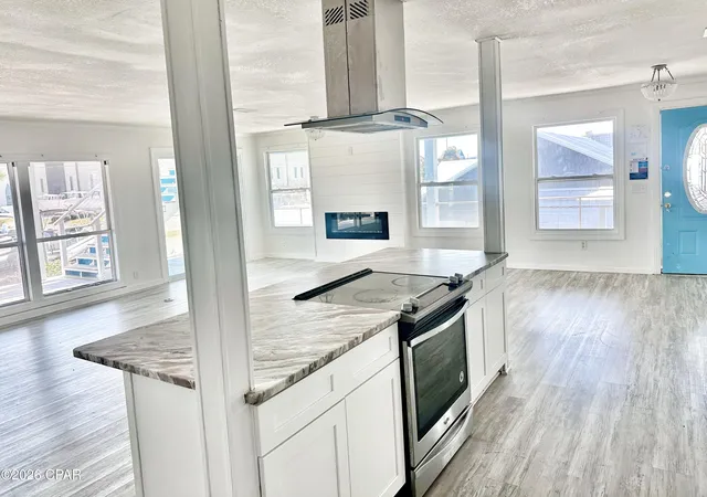 4th image of 3820 Treasure Cir, Panama City, FL 32408 | MLS# 784905