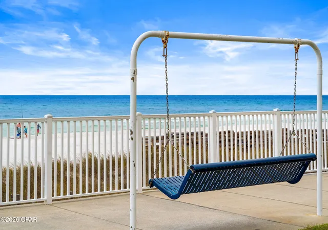 2nd image of 5801 Thomas Dr, Panama City, FL 32408