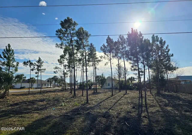 2nd image of 429 7th St, Mexico Beach, FL 32456 | MLS# 785333