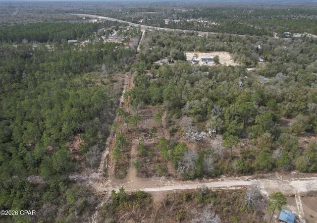 5th image of 21101 Joann Ln, Fountain, FL 32438 | MLS# 785387
