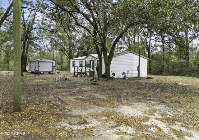 Homes for sale in Graceville, FL | 1413 Walker Rd, Graceville, FL 32440 | MLS# 785434