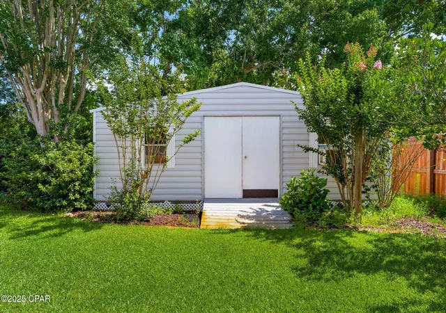 Homes for sale in Panama City Beach, FL | 102 Sunset Cir, Panama City Beach, FL 32407 | MLS# 785438