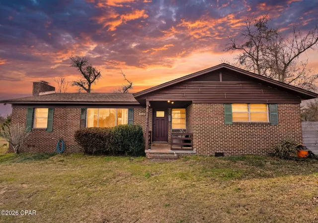 2nd image of 11431 1st St, Youngstown, FL 32466 | MLS# 785480