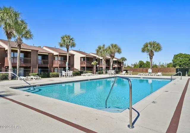 Homes for sale in Panama City Beach, FL | 17751 Panama City Beach Parkway, Panama City Beach, FL 32413 | Houzeo