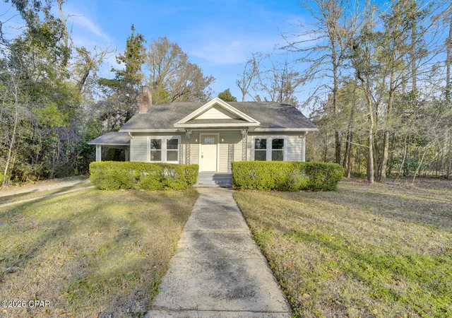 Homes for sale in Chipley, FL | 657 Main St, Chipley, FL 32428 | MLS# 785858