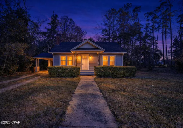 Homes for sale in Chipley, FL | 657 Main St, Chipley, FL 32428 | MLS# 785858