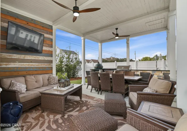 Photo 2 of Single family home for sale at 725 Landing Cir, Panama City Beach, FL 32413 | MLS# 785925 | Listing updated on 2026-07-07