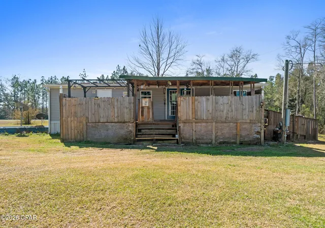 Homes for sale in Chipley, FL | 1764 Clayton Rd, Chipley, FL 32428 | MLS# 785936