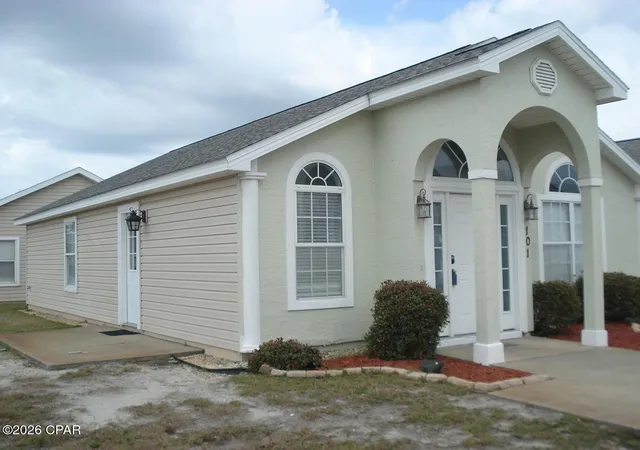 Homes for sale in Panama City Beach, FL | 101 Seagrass Wy, Panama City Beach, FL 32407 | MLS# 785992