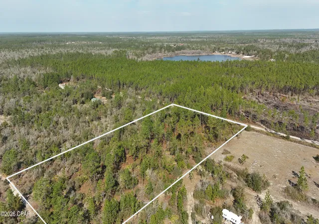 3rd image of 0 Cherokee Rd, Fountain, FL 32438 | MLS# 786018