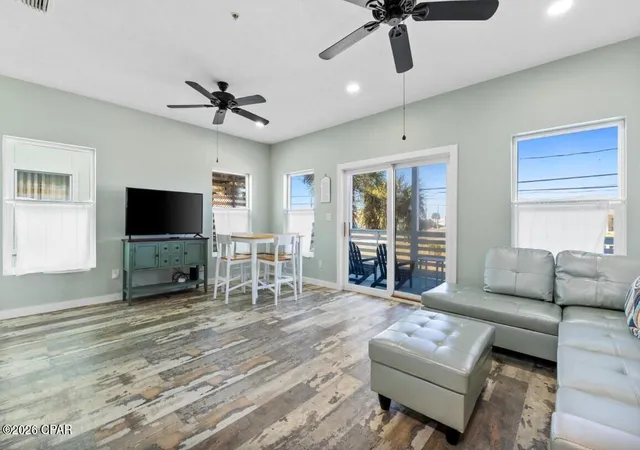 4th image of 623 Fernwood St, Panama City Beach, FL 32407