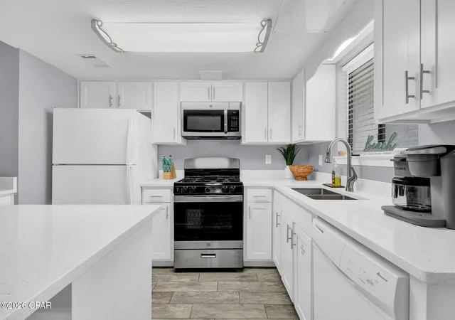 Photo 4 of Townhouse for sale at 170 W Leslie Ln, Panama City Beach, FL 32407 | MLS# 786289 | Listing updated on 2026-06-30
