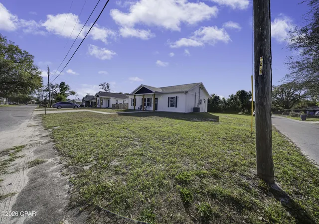 1st image of 631 Maine Ave, Panama City, FL 32401 | MLS# 786299