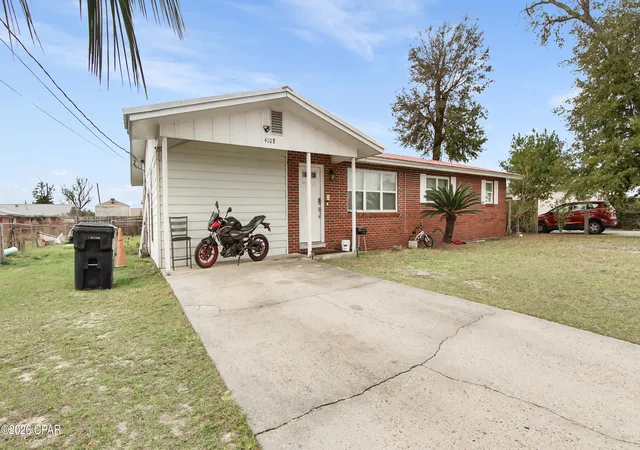 Photo 2 of Single family home for sale at 4108 Holley Ln, Panama City, FL 32404 | MLS# 786510 | Listing updated on 2026-07-08