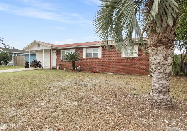 Photo 3 of Single family home for sale at 4108 Holley Ln, Panama City, FL 32404 | MLS# 786510 | Listing updated on 2026-07-08
