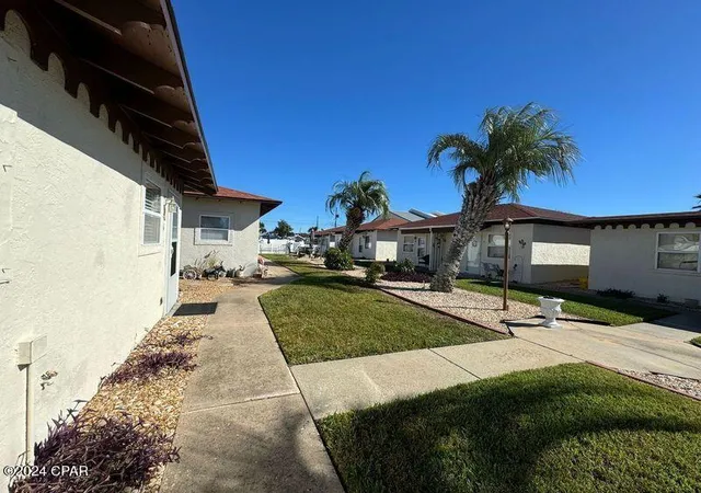 3rd image of 5500 Bch Dr, Panama City, FL 32408
