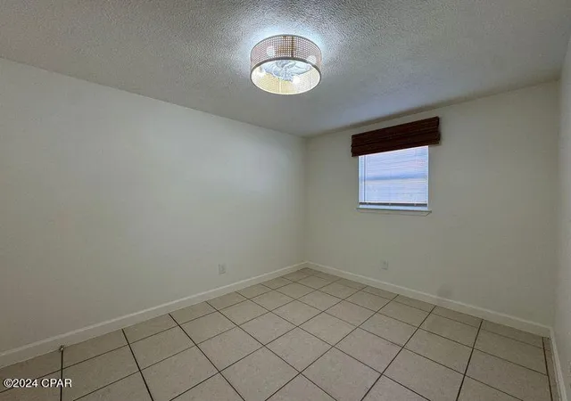 4th image of 5500 Bch Dr, Panama City, FL 32408