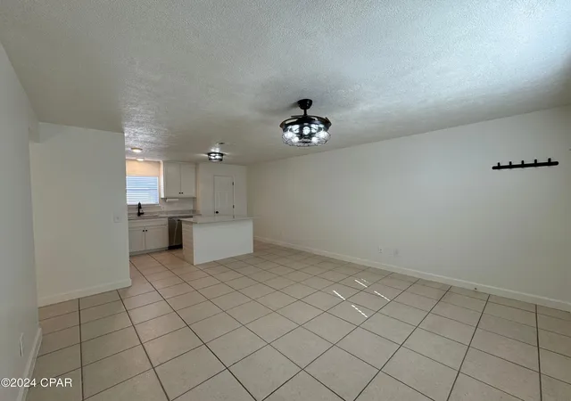 5th image of 5500 Bch Dr, Panama City, FL 32408