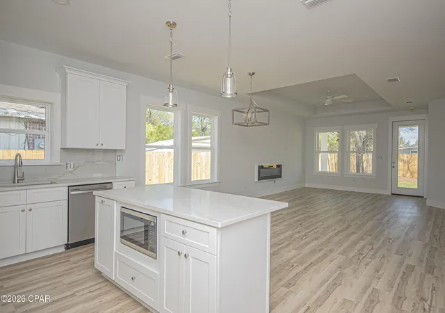 2nd image of 20 Wood Ave, Panama City, FL 32404 | MLS# 786607