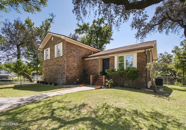 Photo 1 of Single family home for sale at 4403 Bluewater Dr, Panama City, FL 32404 | MLS# 786925 | Listing updated on 2026-06-12
