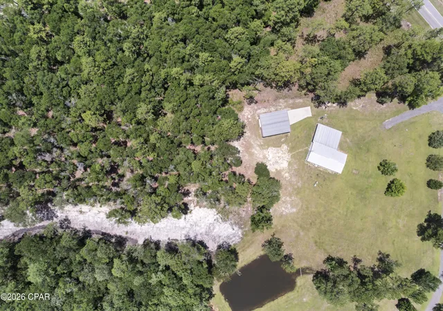 5th image of 2089 Condry Ln, Caryville, FL 32427 | MLS# 786982