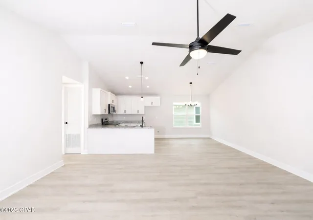 3rd image of 7118 Fox Meadow Dr Dr, Panama City, FL 32404 | MLS# 787032