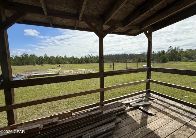 4th image of 22985 Nw Lamont Rd, Fountain, FL 32438 | MLS# 787043