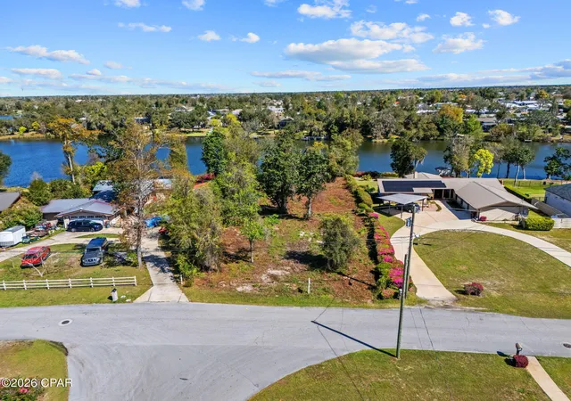 7th image of 4813 S Lakewood Dr, Panama City, FL 32404 | MLS# 787077