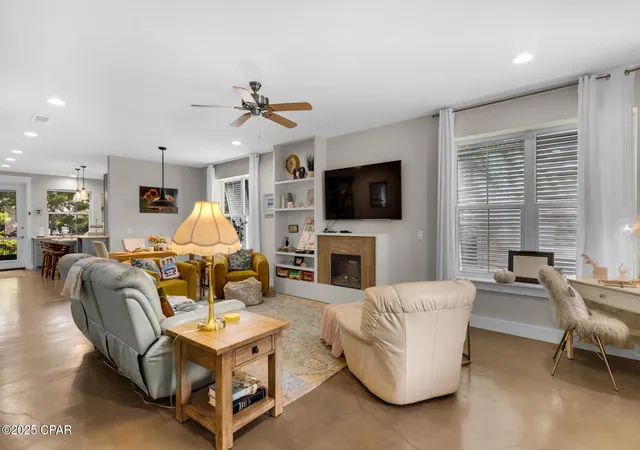 Photo 3 of Single family home for sale at 186 Ventana Blvd, Santa Rosa Beach, FL 32459 | MLS# 787433 | Listing updated on 2026-06-15