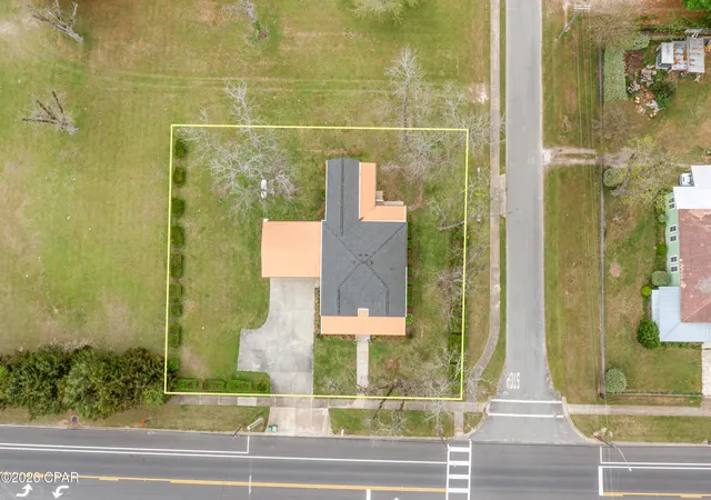 Homes for sale in Malone, FL | 5349 10th St, Malone, FL 32445 | MLS# 787545
