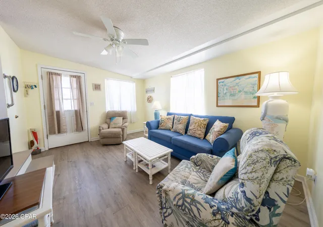 3rd image of 358 Amberjack Dr, Panama City, FL 32408 | MLS# 787565