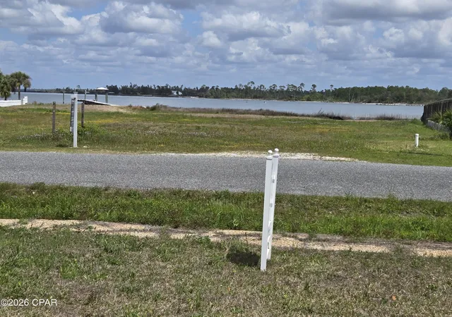 4th image of 744 N Bay Dr, Lynn Haven, FL 32444 | MLS# 787620