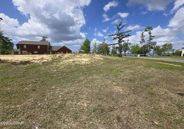 5th image of 744 N Bay Dr, Lynn Haven, FL 32444 | MLS# 787620