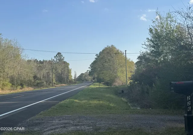 Homes for sale in Chipley, FL | 226 Hwy 77, Chipley, FL 32428 | MLS# 787695