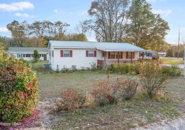 Homes for sale in Wausau, FL | 1845 Third Ave, Wausau, FL 32463 | MLS# 787741