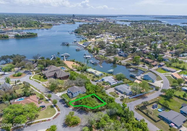 3rd image of 1150 Cove Pointe Dr, Panama City, FL 32401 | MLS# 787867