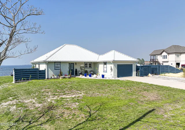 Photo 3 of Single family home for sale at 4018 W Princess Ln, Panama City, FL 32405 | MLS# 788037 | Listing updated on 2026-09-27