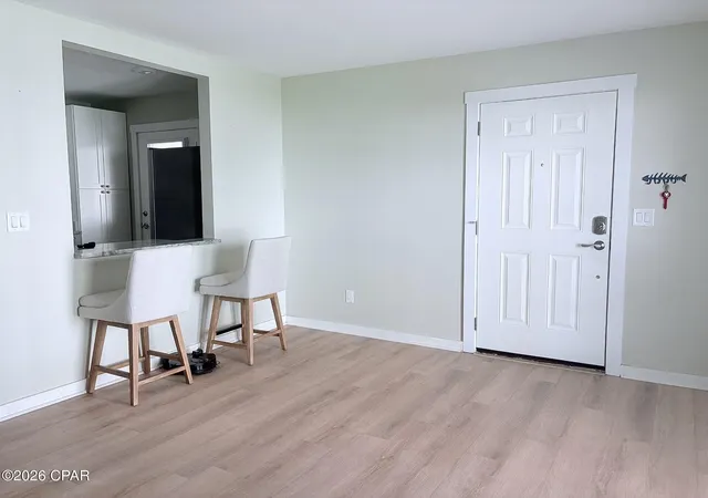 4th image of 2100 W Bch Dr, Panama City, FL 32401