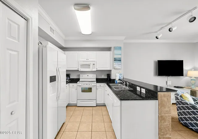 Photo 4 of Condo for sale at 16819 Front Beach Rd #1110, Panama City Beach, FL 32413 | MLS# 788079 | Listing updated on 2026-06-04