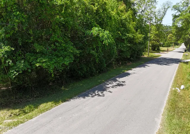 Photo 3 of Sale Pending at 00 W Banfill Ave, Bonifay, FL 32425 | MLS# 788401 | Listing updated on 2026-10-07