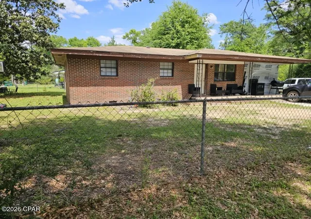 Homes for sale in Chipley, FL | 1304 Kay Ave, Chipley, FL 32428 | MLS# 788413