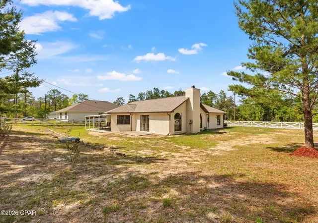 Homes for sale in Chipley, FL | 2199 Sunny Hills Blvd, Chipley, FL 32428 | MLS# 788422