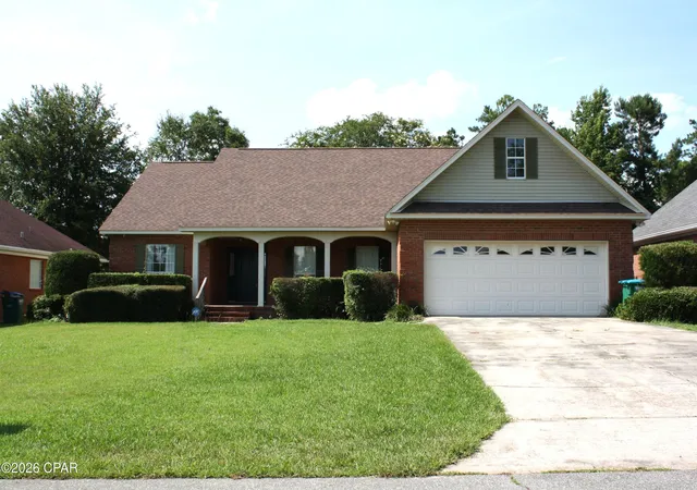 Homes for sale in Marianna, FL | 2549 Woods View Dr, Marianna, FL 32446 | MLS# 788808