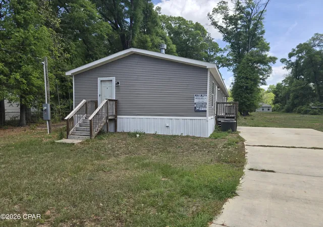 Homes for sale in Crestview, FL | 916 N Lloyd St, Crestview, FL 32536 | MLS# 788819