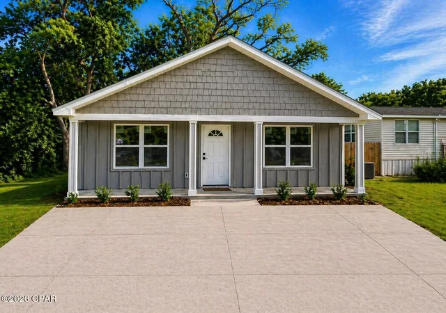 Photo 1 of Townhouse for sale at 706 School Ave, Panama City, FL 32401 | MLS# 788914 | Listing updated on 2026-05-30